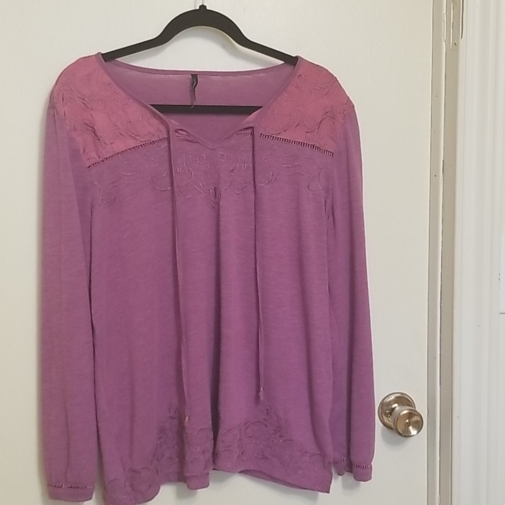 Amanda Green Embroidered Long Sleeve Top